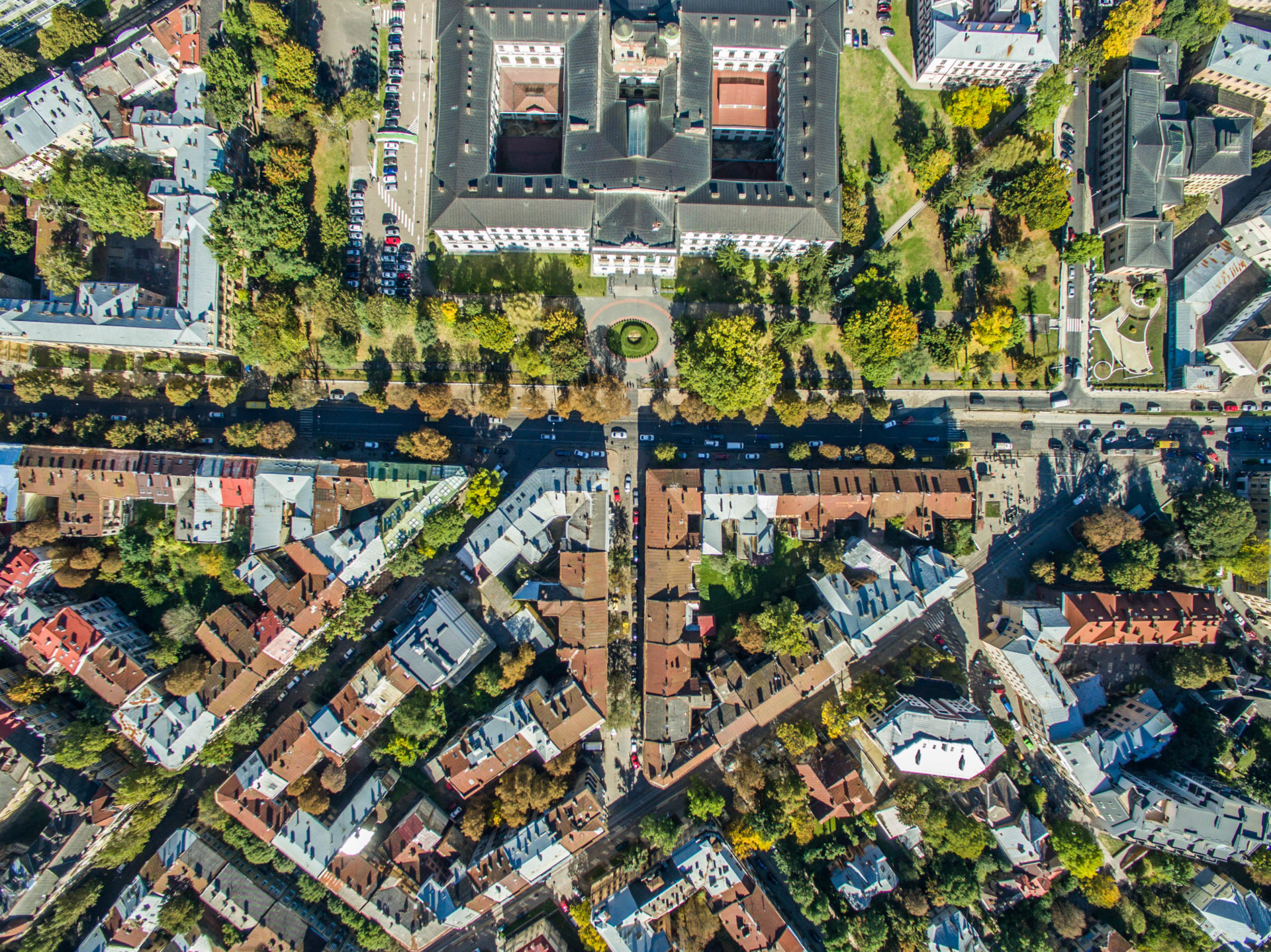 Oversiktsbilde av byen Lviv, Ukraina.